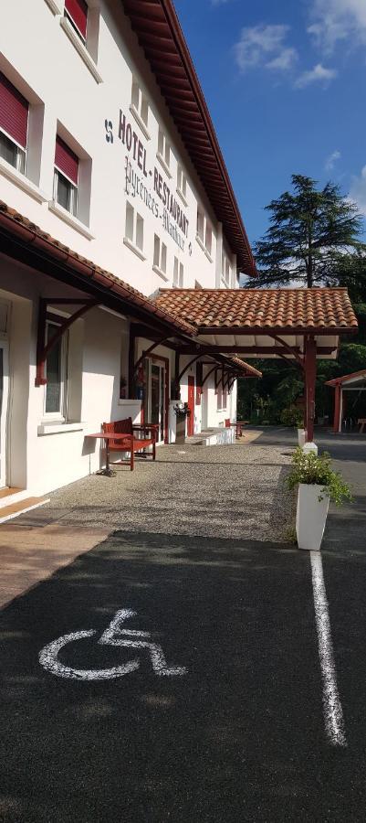 Hotel Pyrenees Atlantique Saint-Pée-sur-Nivelle Exterior foto