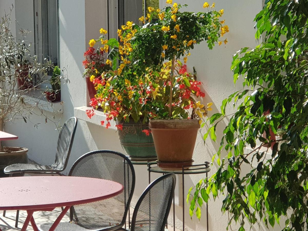 Hotel Pyrenees Atlantique Saint-Pée-sur-Nivelle Exterior foto